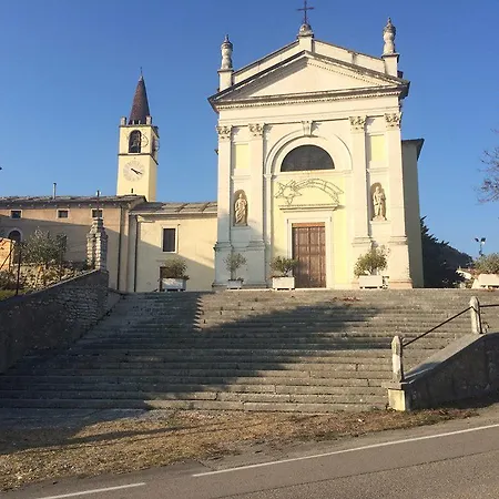 Tra Valpolicella E Lessinia *
